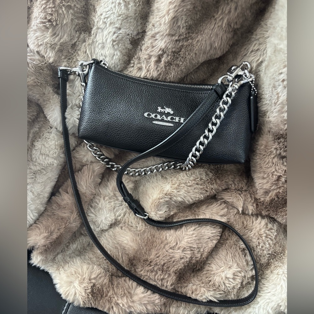 Coach Black Leather Charlotte Chain Shoulder & Crossbody Bag 🖤🩶 - Picture 5 of 8